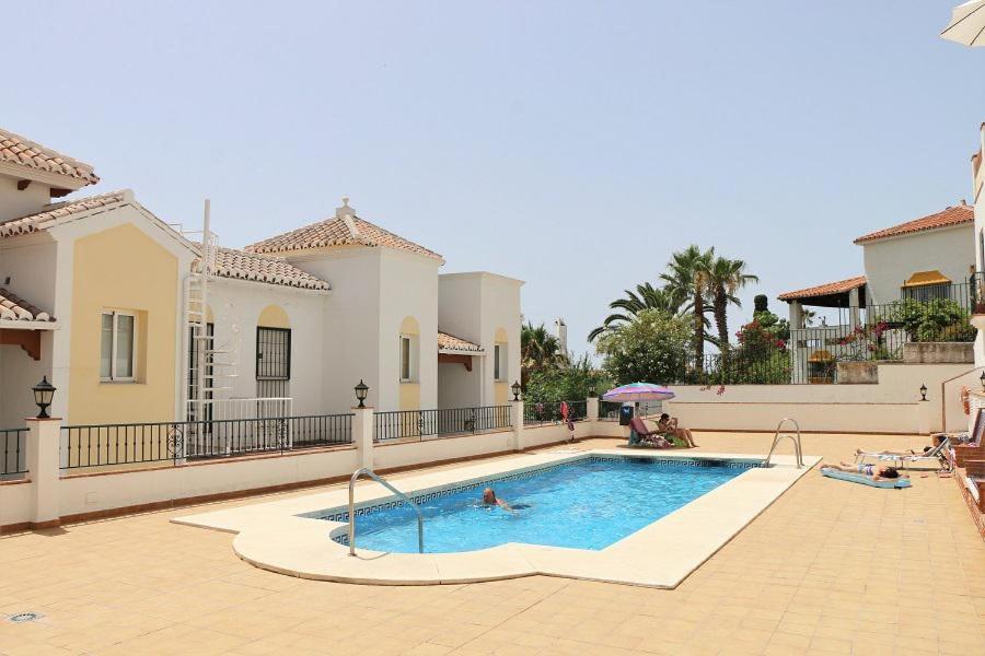 Casa Kasander, Two Bedroom Appartment Near Beach With Pool Nerja Extérieur photo